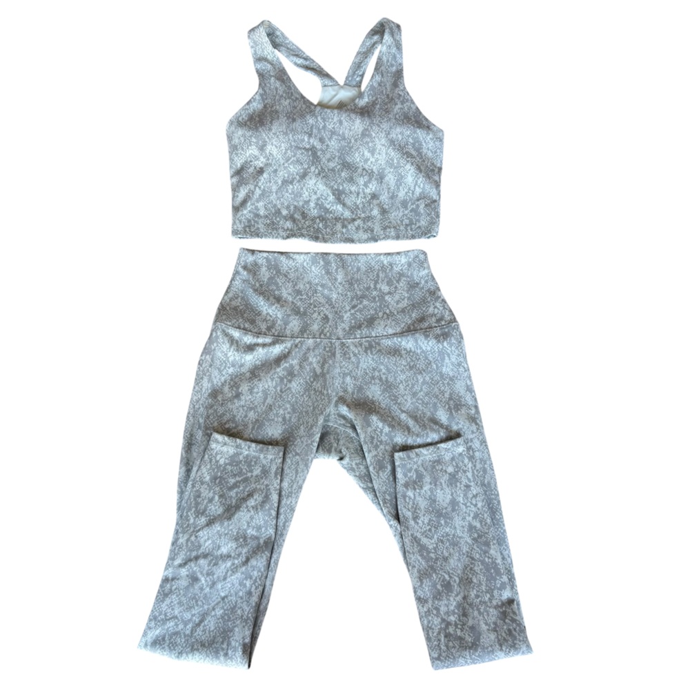 RBX alo inspo white snake skin print workout legging set fitted comfy buttery